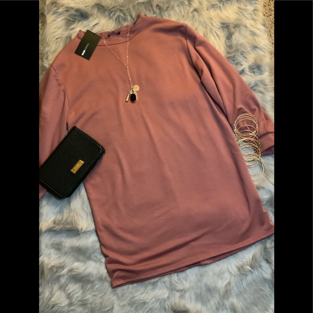 Long sleeve dress (accessories not included)